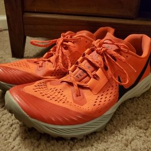 Nike Kiger Trail Running Shoes